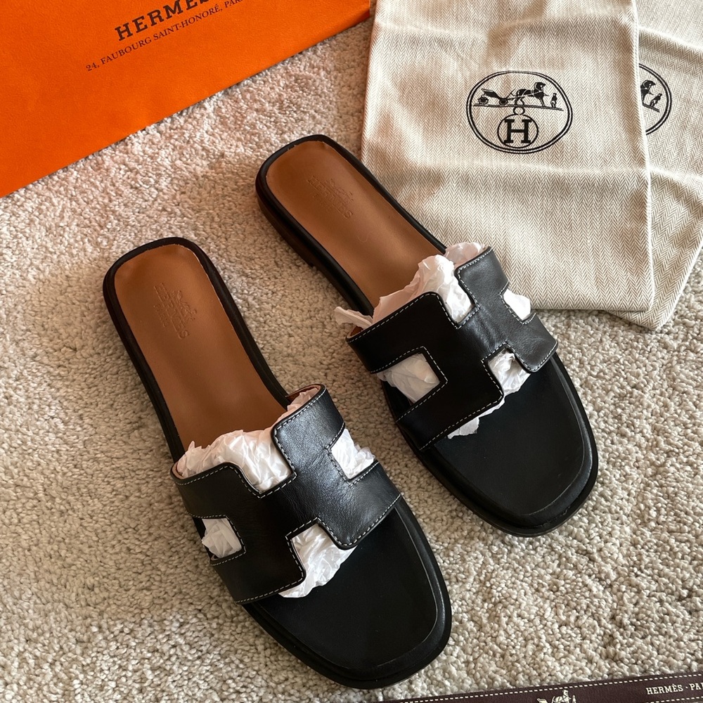 Hermes Oran Black Women's Slide Sandals - Picture 2 of 13